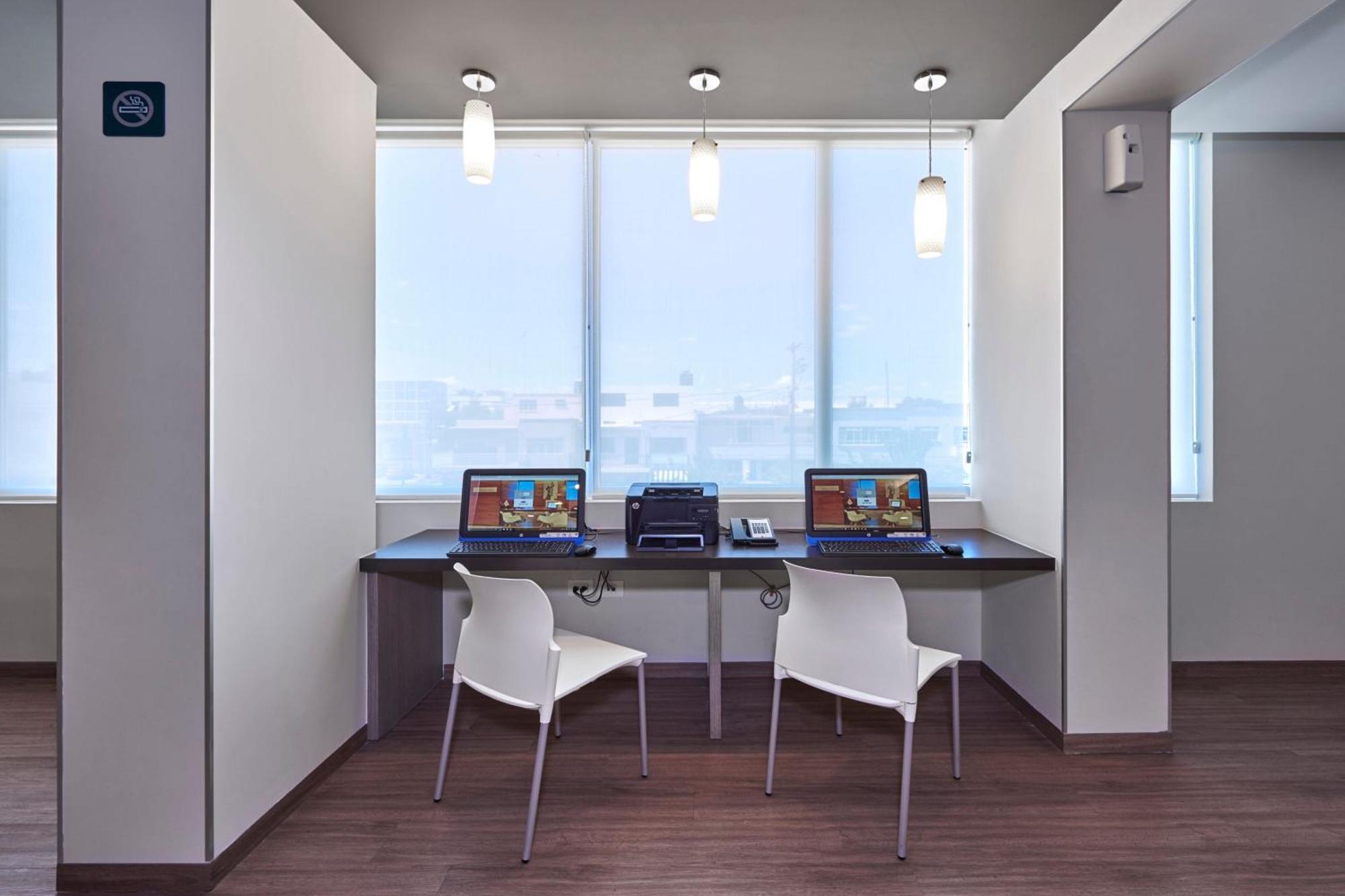 City Express Junior By Marriott Ciudad De Mexico Sullivan Exterior photo